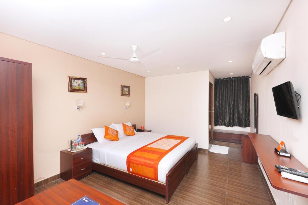 Oyo 1001 Palmtree Corporate Anna Nagar 3*